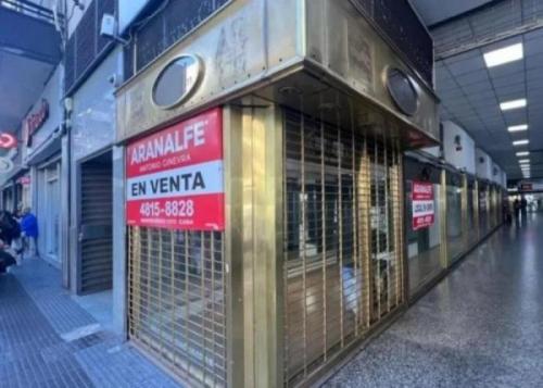 Locales vacíos: la postal de una economía que mejora en los gráficos, pero se derrumba en la calle